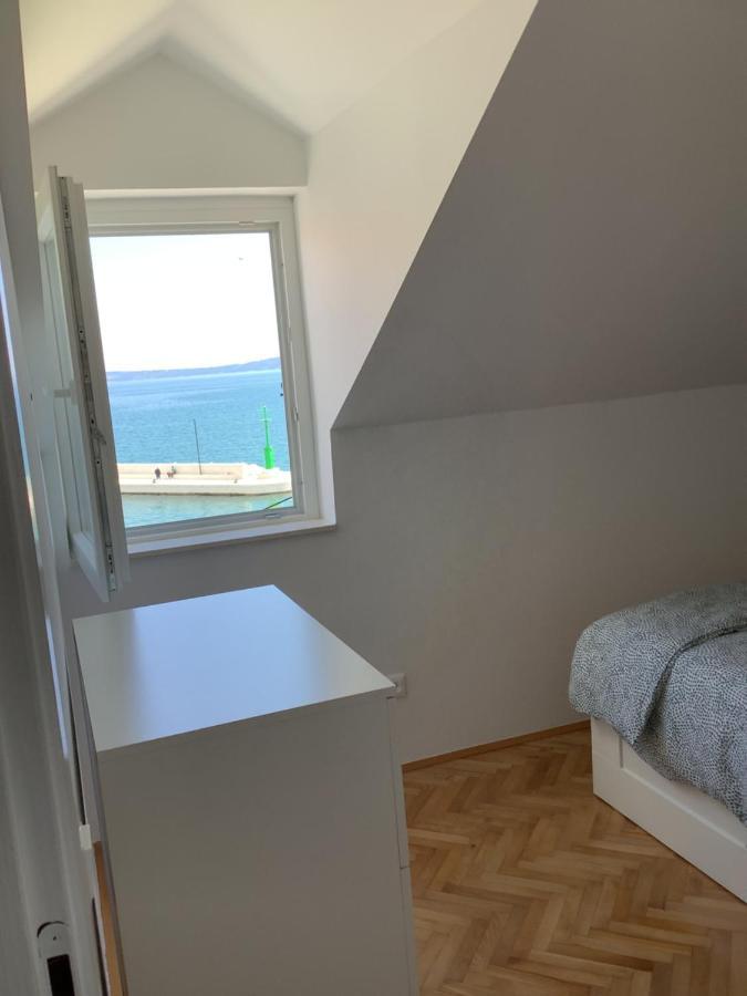 Portside Apartment Kaštela Екстериор снимка