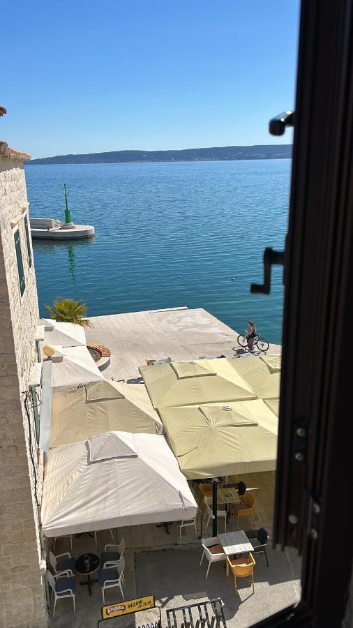 Portside Apartment Kaštela Екстериор снимка