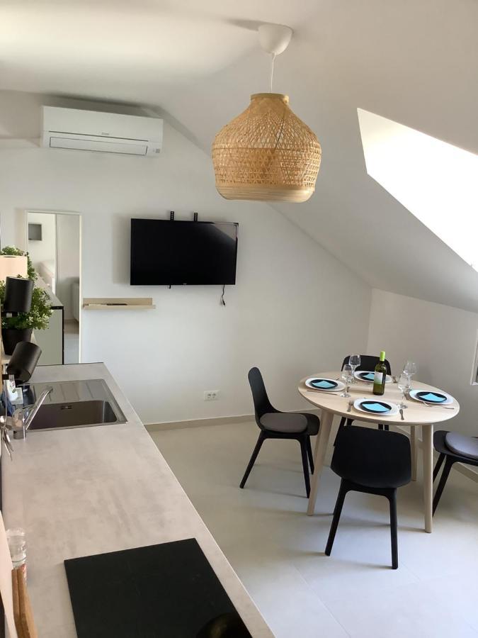 Portside Apartment Kaštela Екстериор снимка